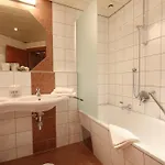 Neuner 3* 임스트