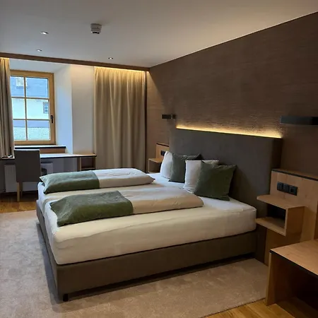 Отель Gasthof Neuner 3*