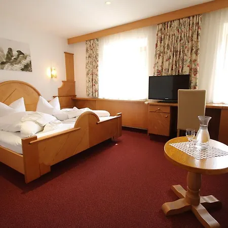 Отель Gasthof Neuner 3*