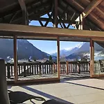 Neuner Hotel